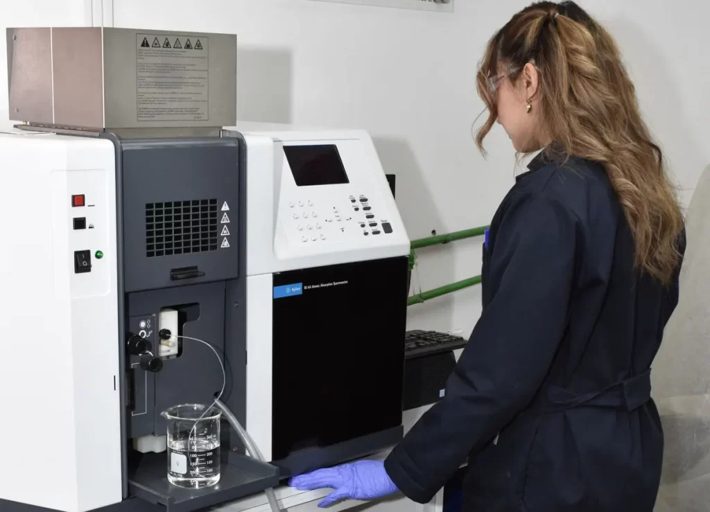 Plata por agua regia-Validacion de metodos analíticos LTM